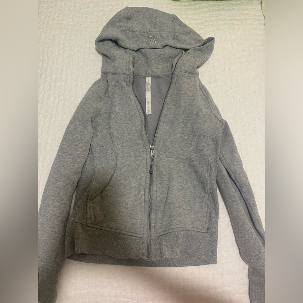 6 DAYS LEFT - Lululemon full-zip hoodie